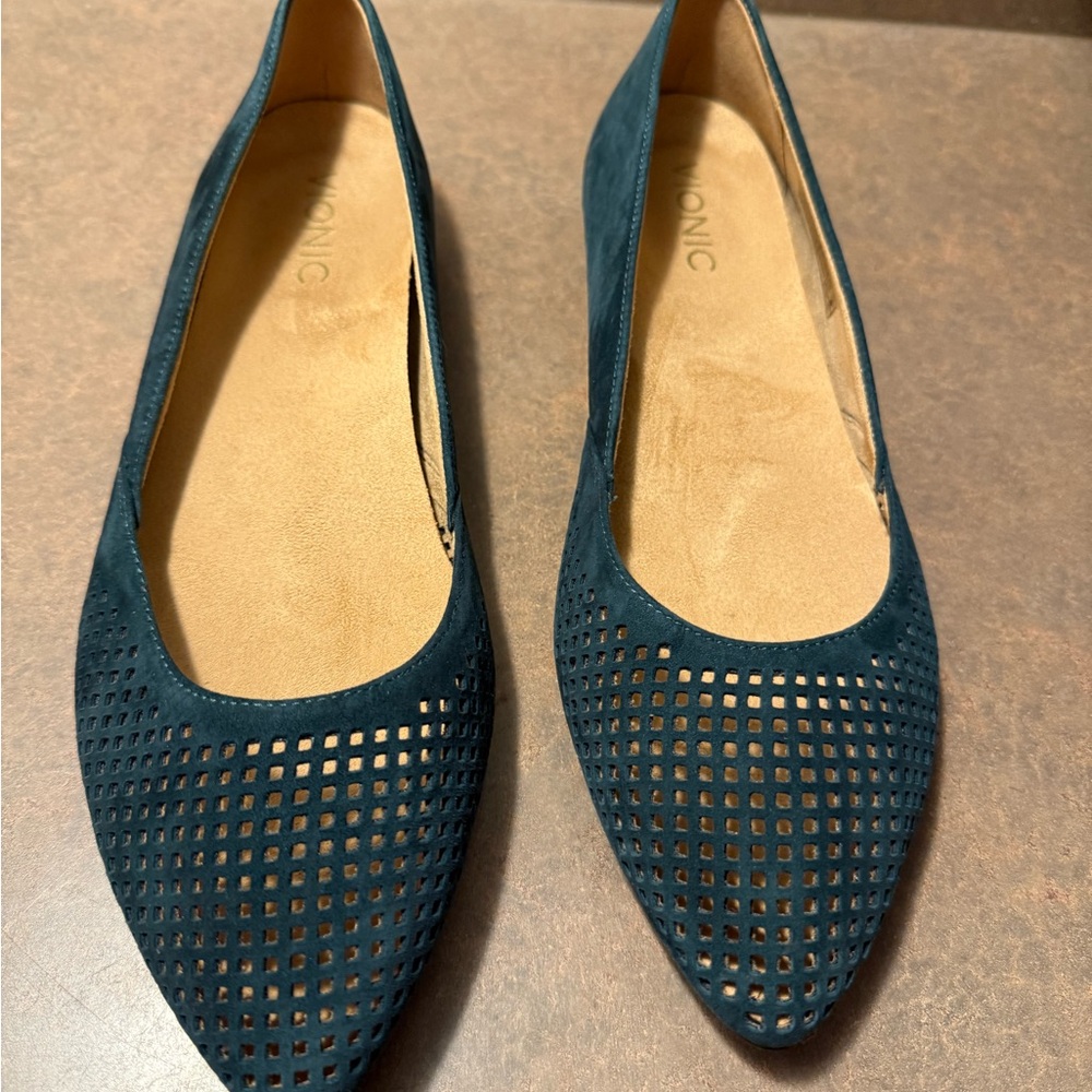 Vionic Teal Perforated Pointed-Toe Flats